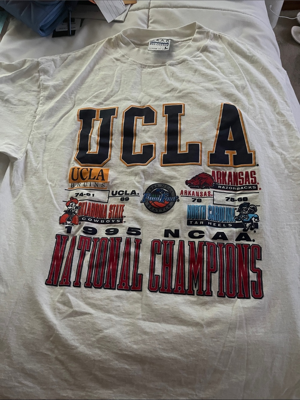 Gear For Sports White Graphic Short Sleeve Tee with Navy & Gold UCLA Print